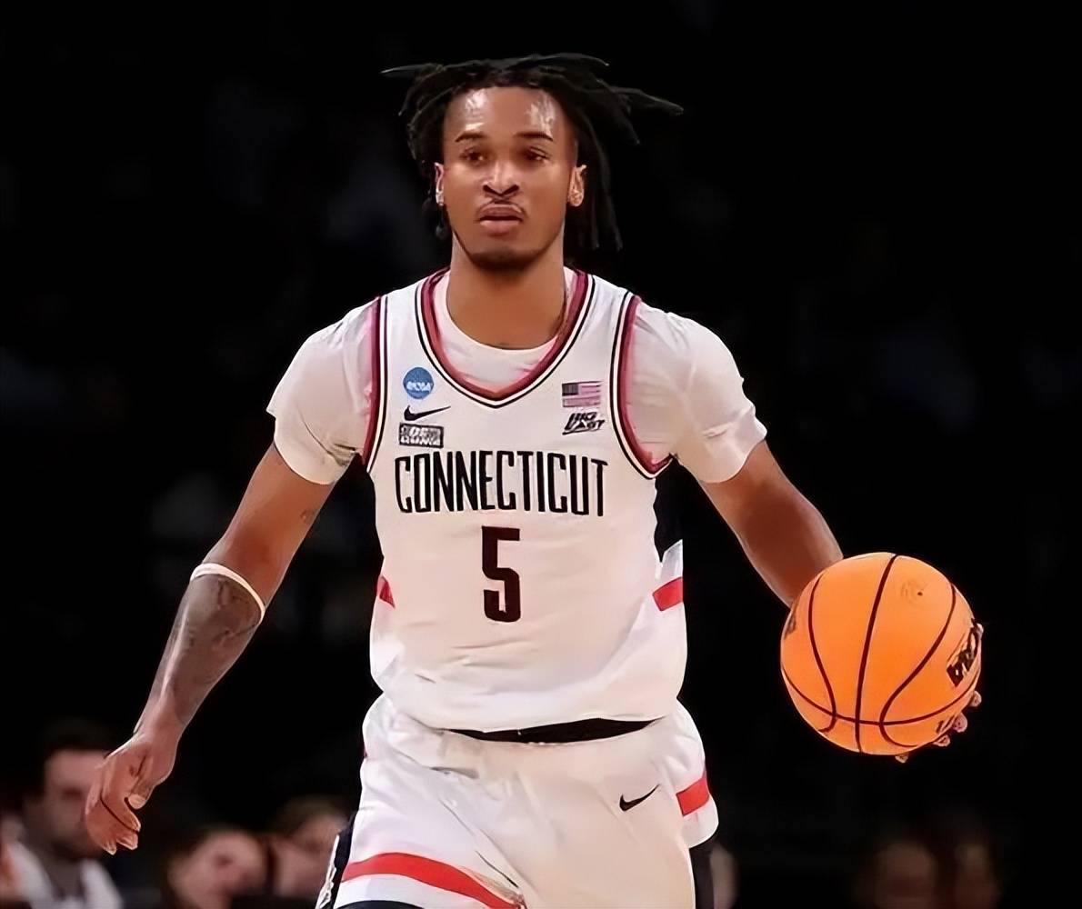 卡尔蒂斯全力冲击冠军，关键球员备战状态受关注