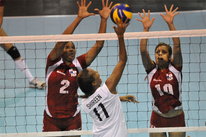 包含北美锦标赛:加拿大队遭遇失利,需反思战术的词条 包含北美锦标赛:加拿大队遭遇失利,需反思战术的词条