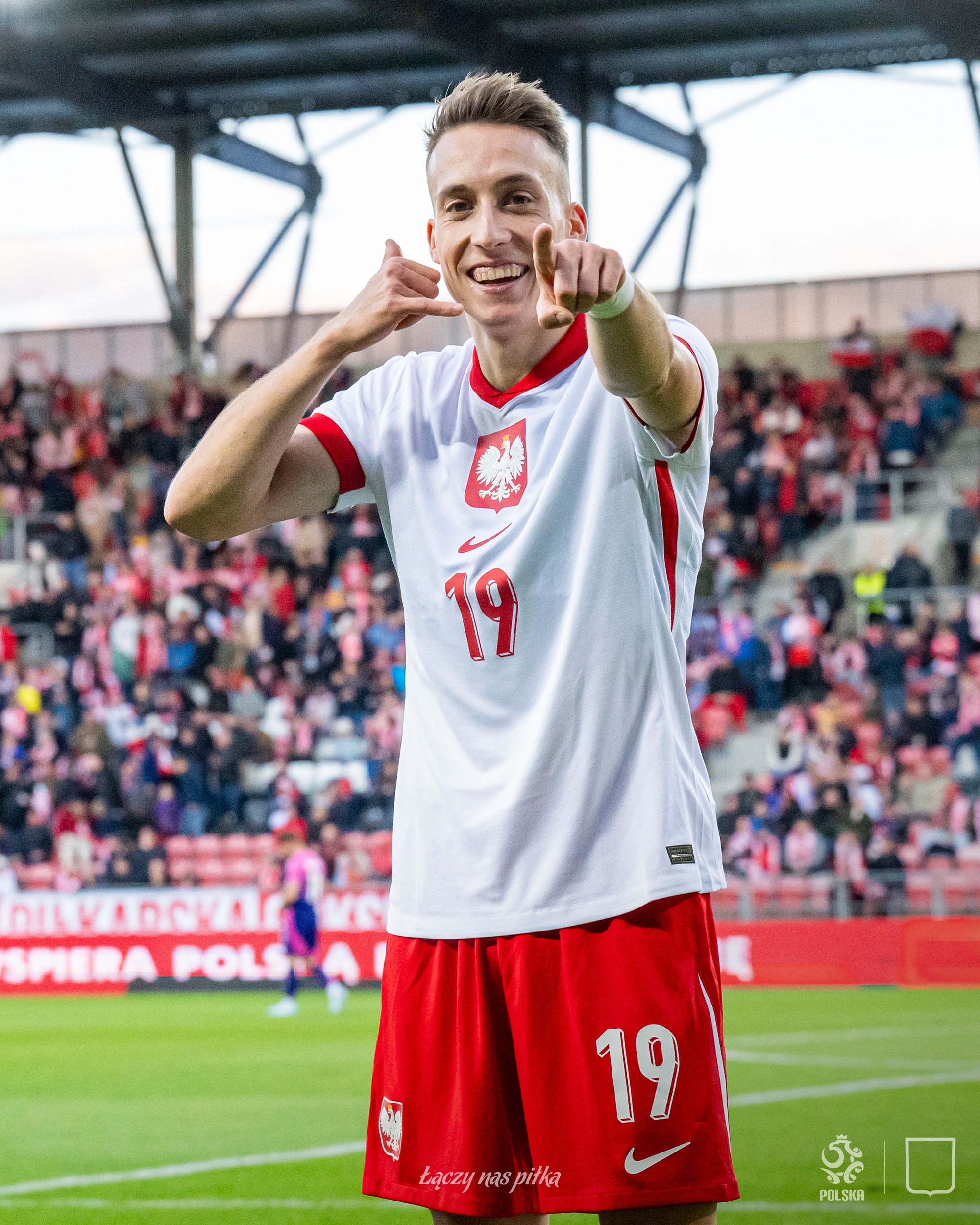 波兰女足队奋力拼搏,争取更好成绩的简单介绍 波兰女足队奋力拼搏,争取更好成绩的简单介绍