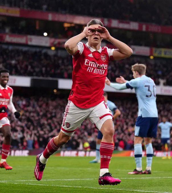 od体育培训-魔术后卫福尼尔在比赛中发挥出色