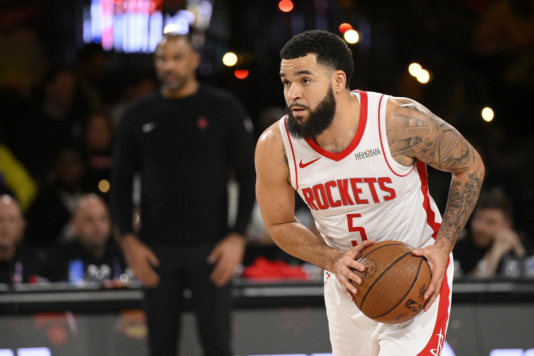 魔术后卫福尼尔在比赛中发挥出色 魔术后卫福尼尔在比赛中发挥出色