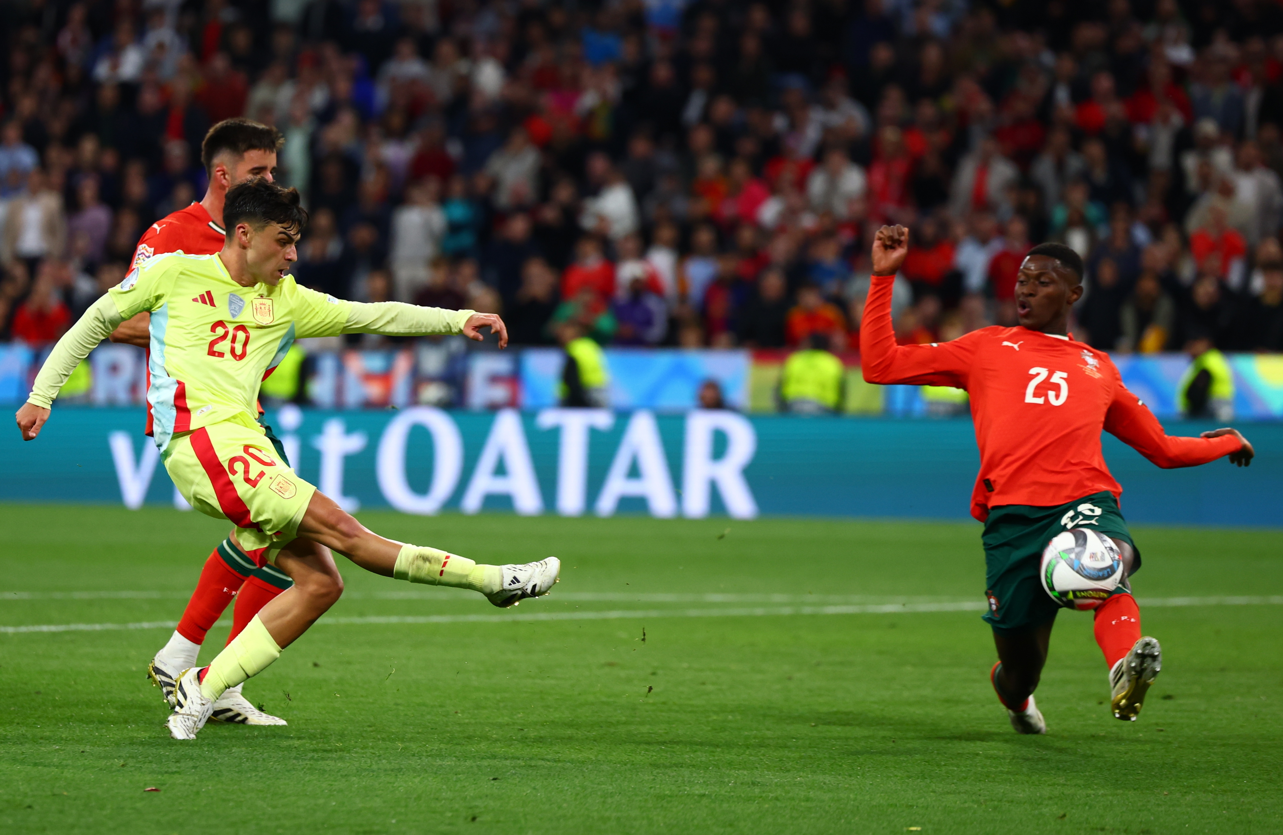 葡萄牙队锁定胜利,冲刺决赛之路的简单介绍 葡萄牙队锁定胜利,冲刺决赛之路的简单介绍