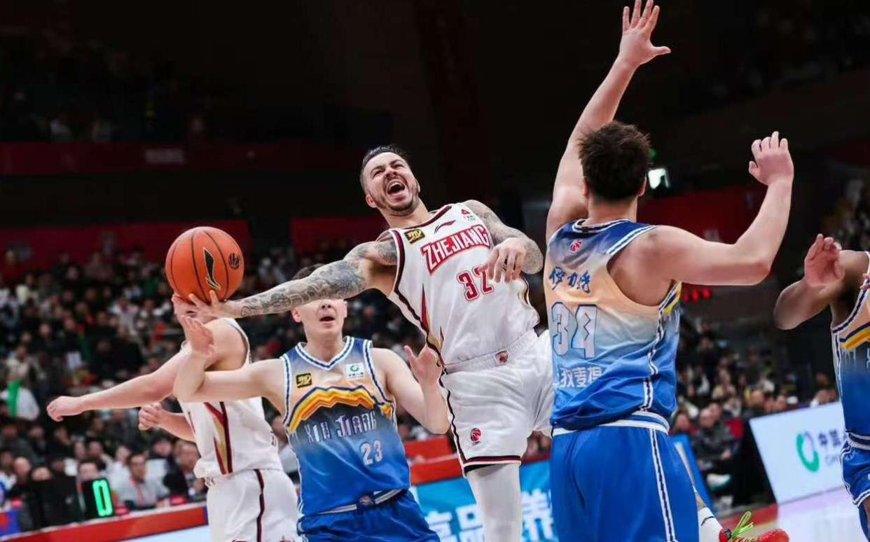 浙江男篮不敌北京，遭遇连败