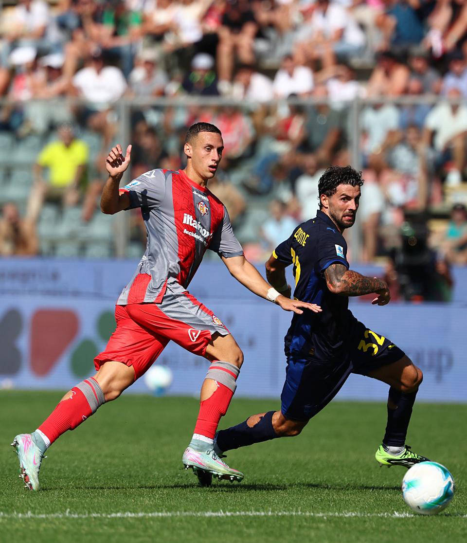 国米客场战胜对手,继续保持联赛领先优势的简单介绍 国米客场战胜对手,继续保持联赛领先优势的简单介绍